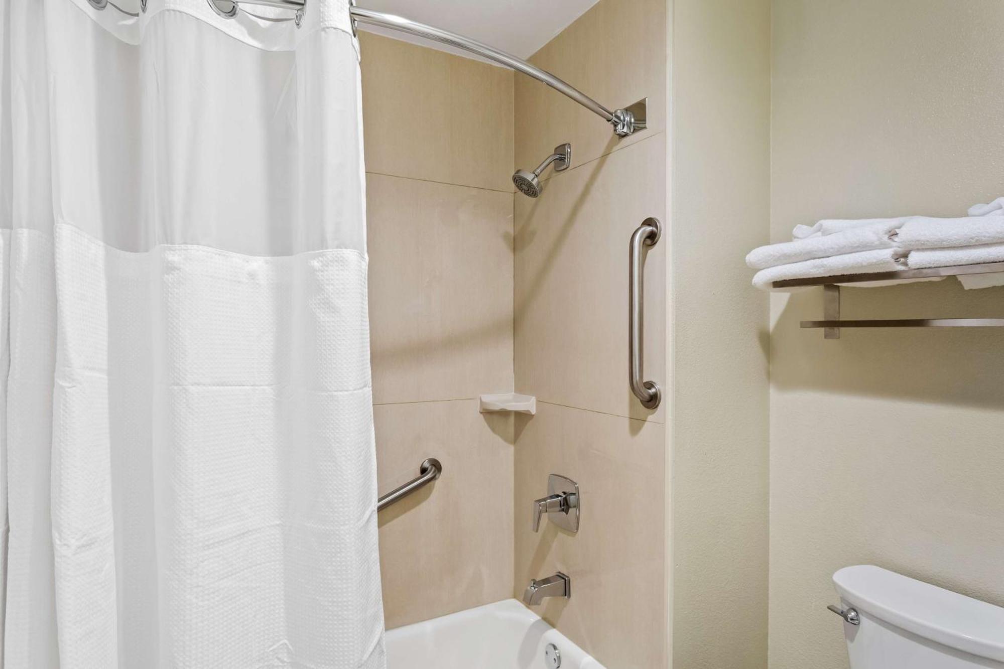 Hotel Western 3*