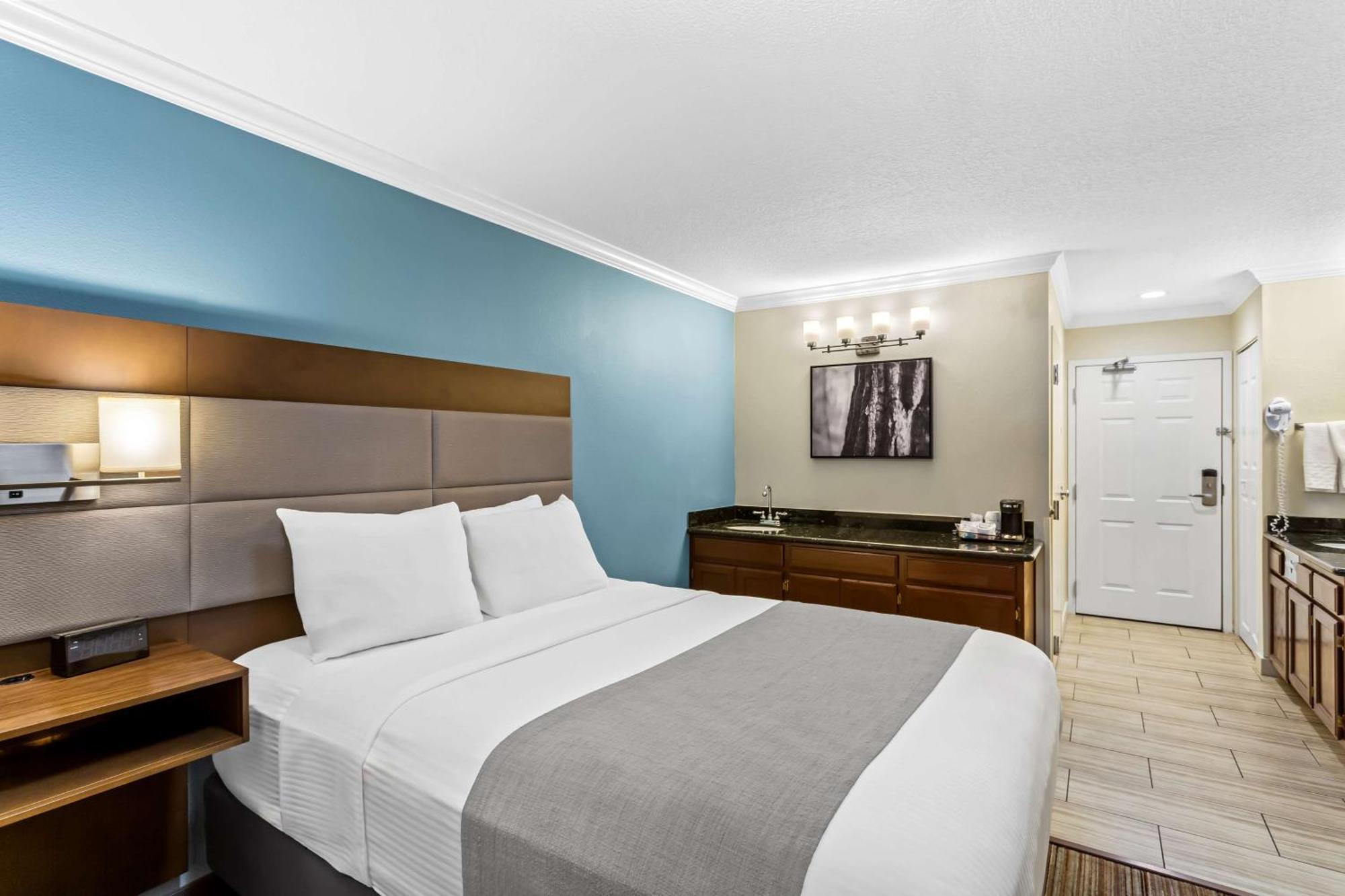 Hotel Western Paradise