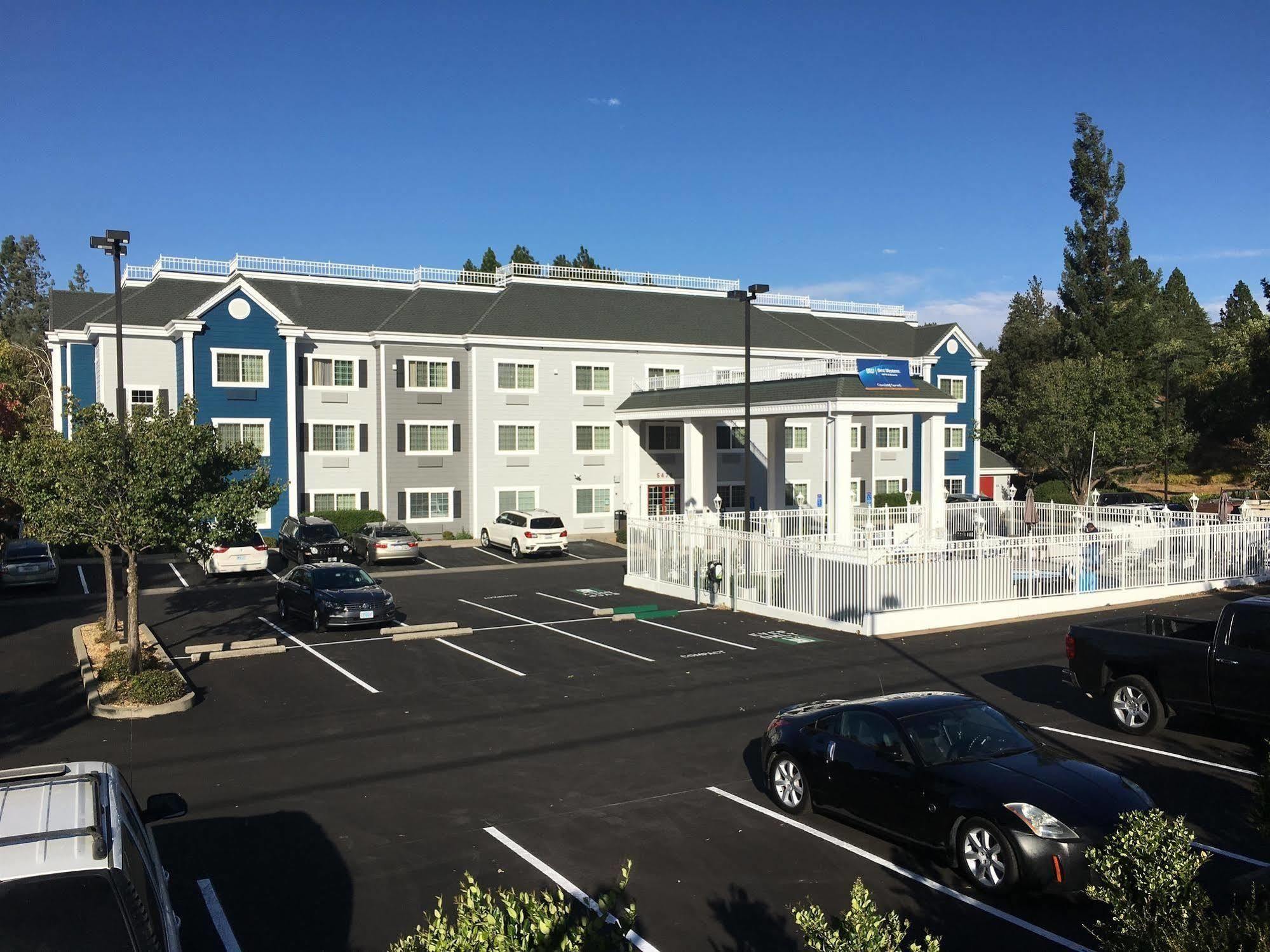 Hotel Western Paradise